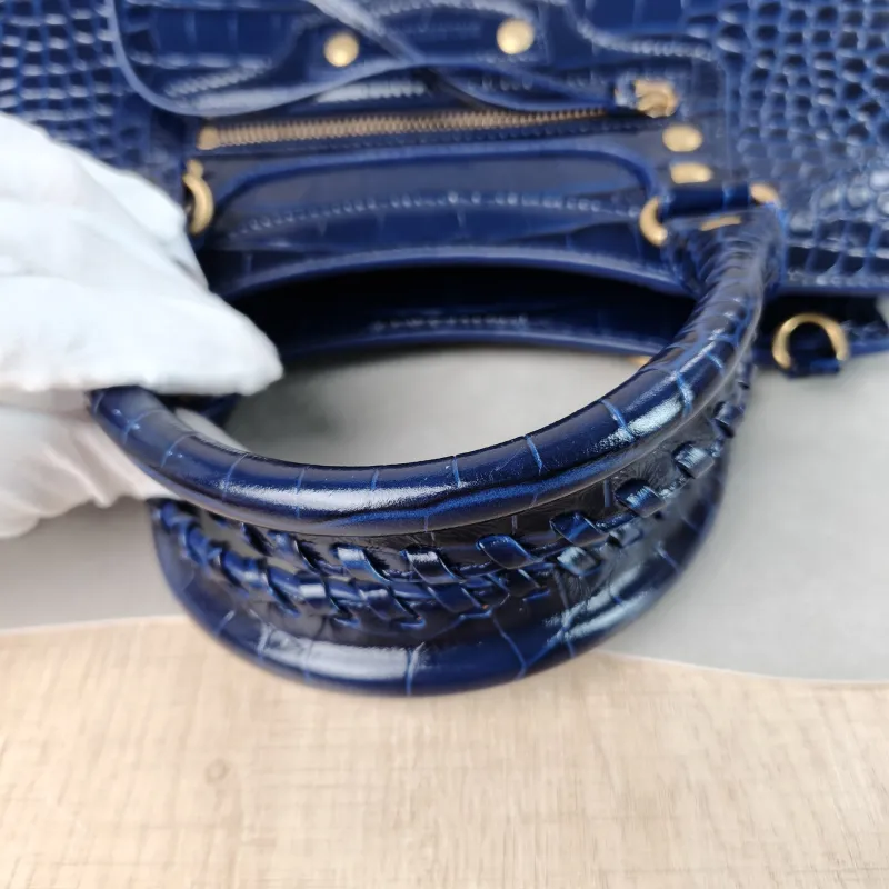 BALENCIAGA Crossbody Bag Neo Classic Blue Calfskin Small 33 × 15.5 × 21 cm — detail view 6 of 13