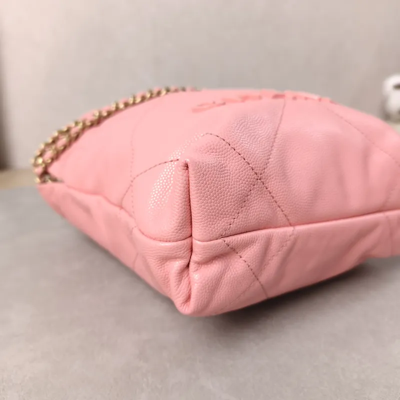 Chanel Shoulder Bag22Bag CC alfskinmini20 × 6 × 19 cm — detail view 4 of 13