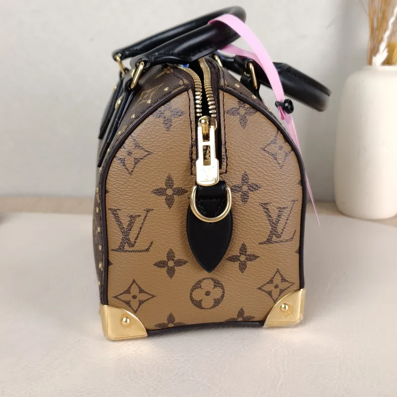 Louis Vuitton Crossbody Bag Speedy Trunk 20 Monogram PVC Small 20.5 × 11 × 13.5 cm — detail view 3 of 14