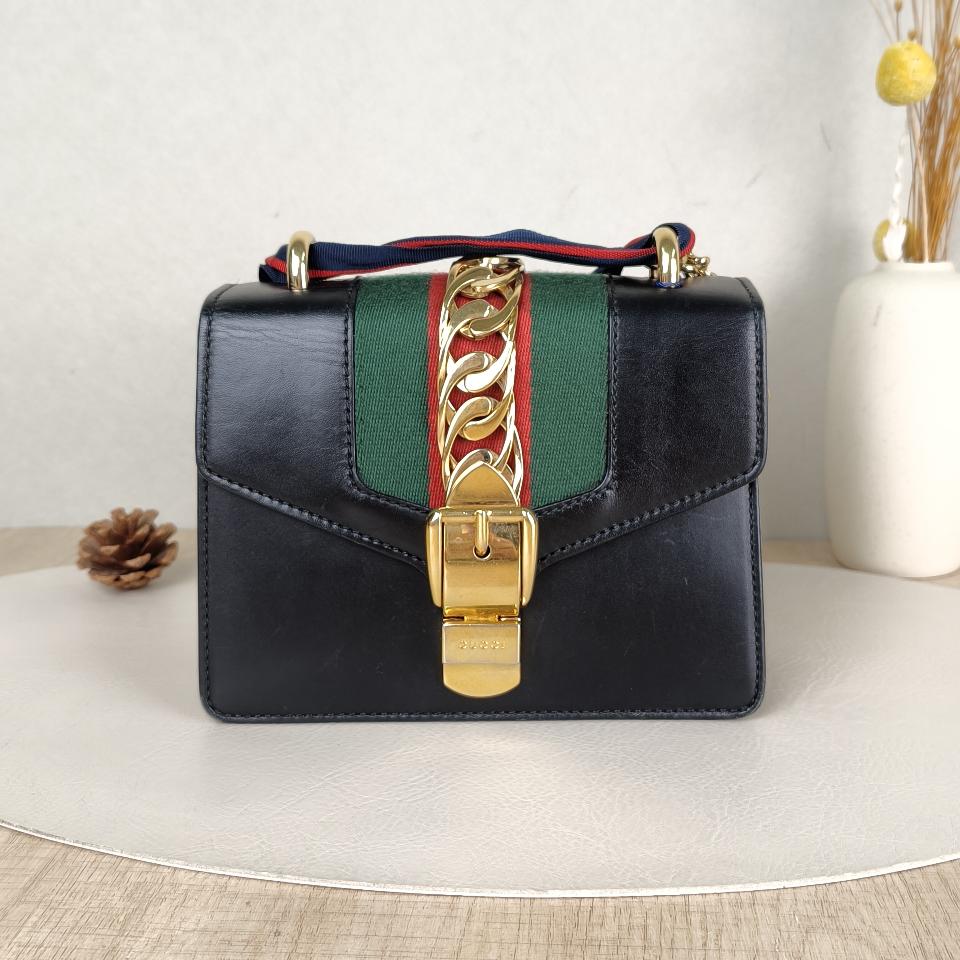 GUCCI Shoulder Bag Sylvie Shoulder Strap Edition Black CC alfskinmini19 × 8 × 14 cm