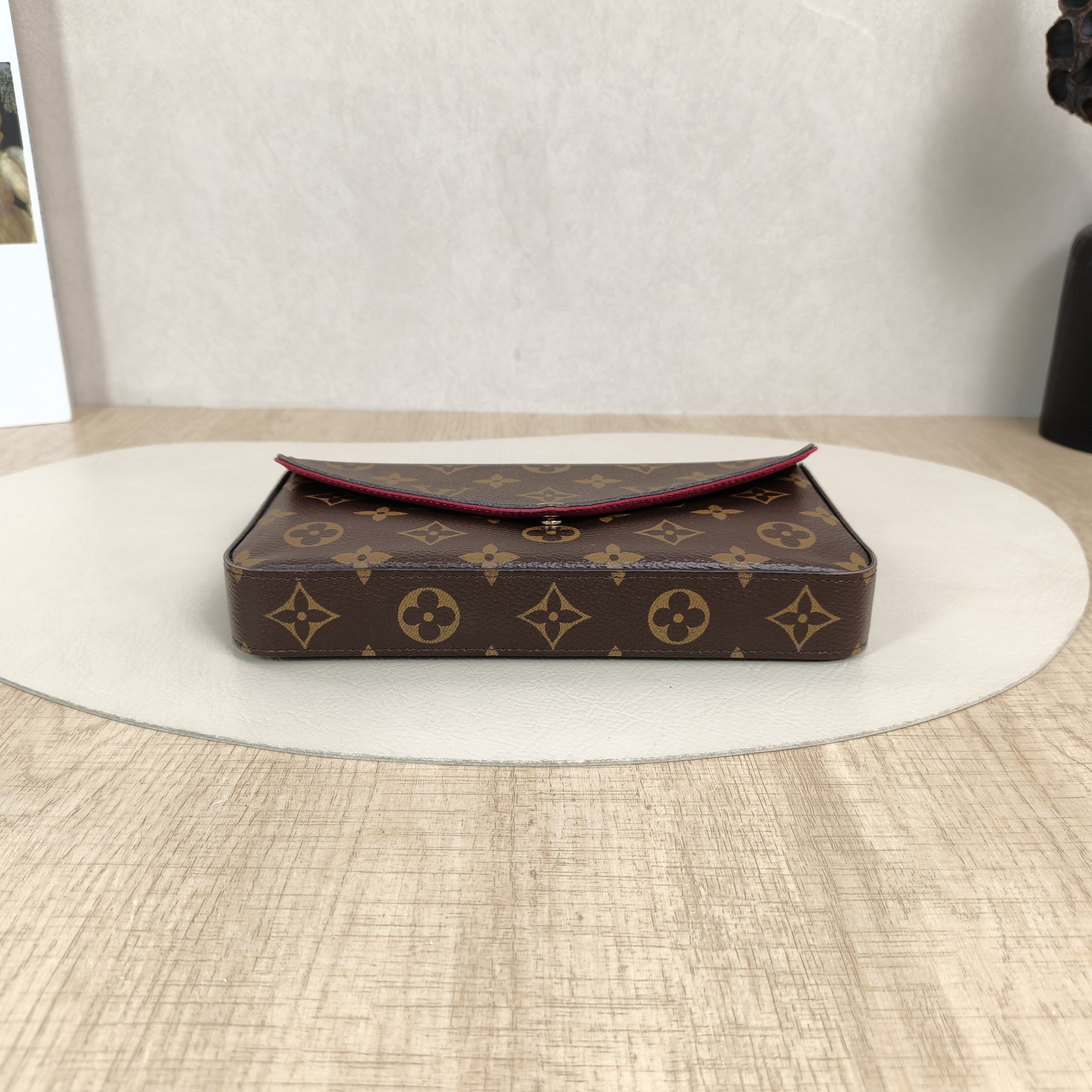 Louis Vuitton Crossbody Bag Pochette Félicie Monogram PVC Small21 × 3 × 12 cm — cover view 3 of 6