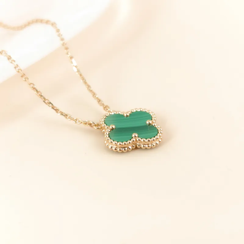 Van Cleef & Arpels Necklace Alhambra Alhambra Collection Yellow Gold 18KY ellow Gold Malachite Vintage Small 42cm — cover view 8 of 10
