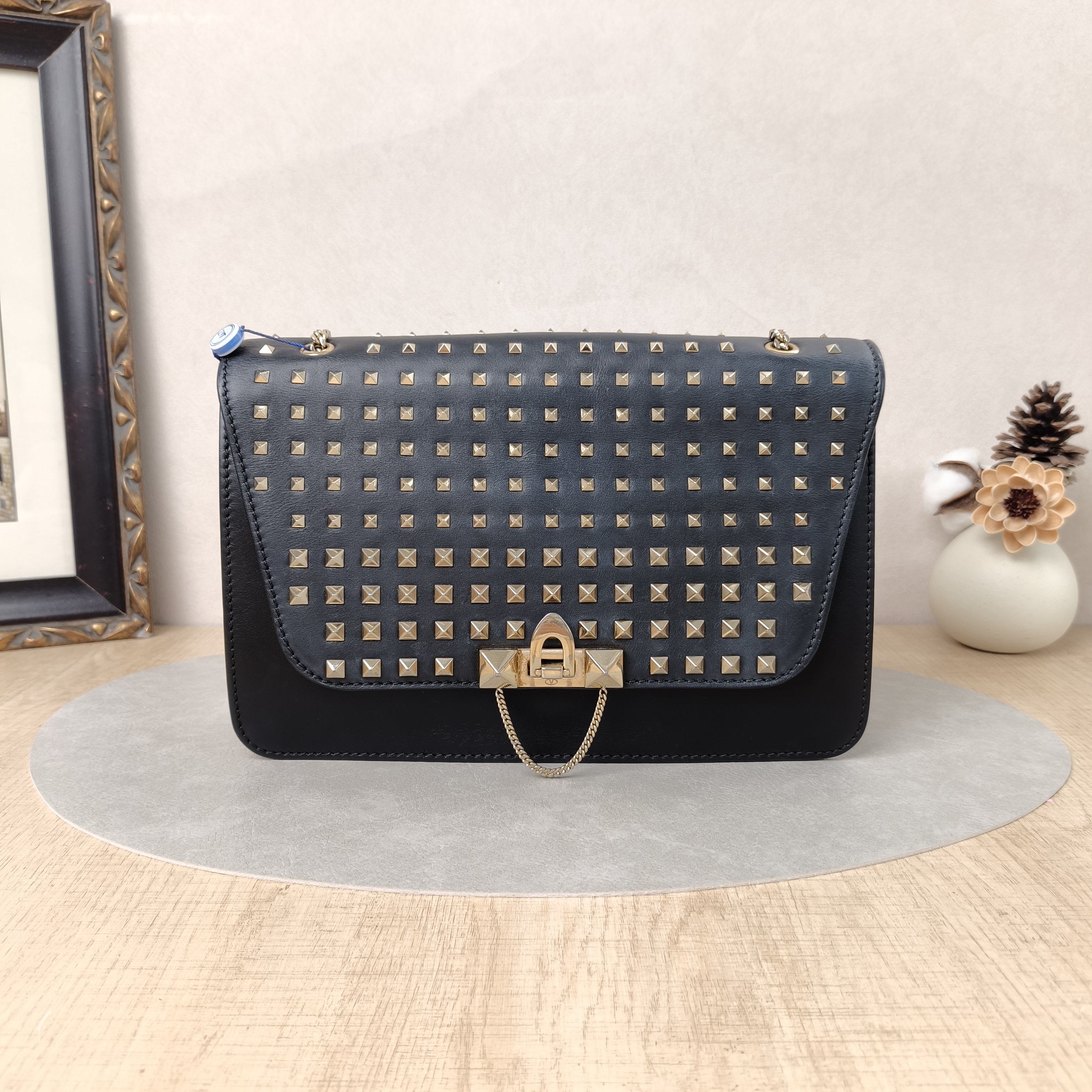 Valentino Shoulder Crossbody Bag Black Calfskin One Size28 × 6 × 19 cm