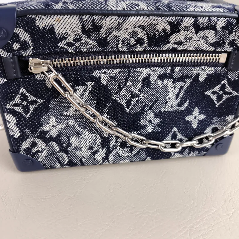 Louis Vuitton Crossbody Bag SOFT TRUNK Box Black PVC Mini 18.5 × 8 × 13 cm — detail view 7 of 10