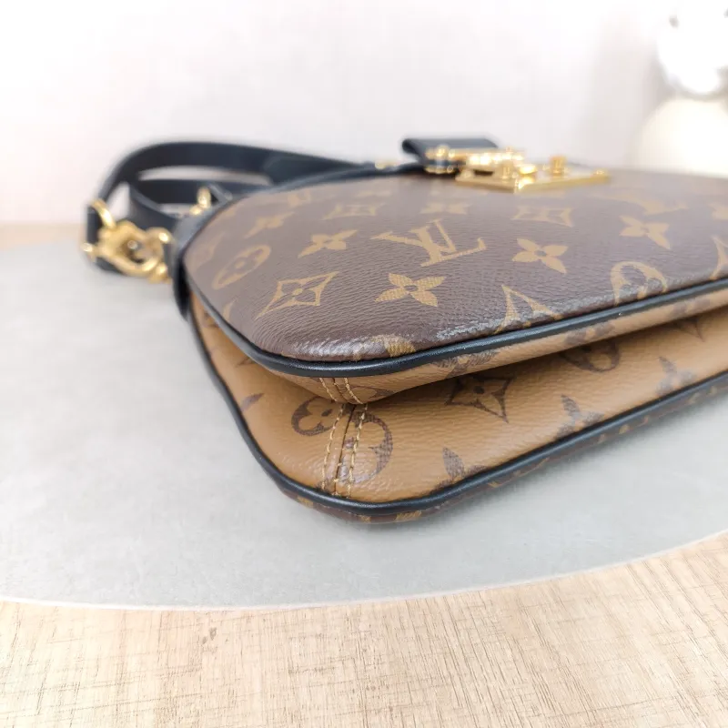 Louis Vuitton Crossbody Bag Twinny Monogram PVC One Size29 × 9 × 19 cm — detail view 1 of 9