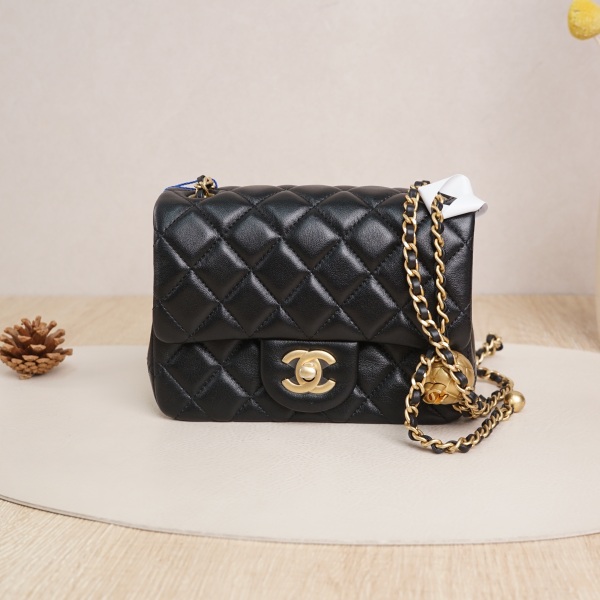 Chanel mini Black with Gold-Tone Hardware Lambskin · Dust Bag 17 × 8 × 13.5 cm