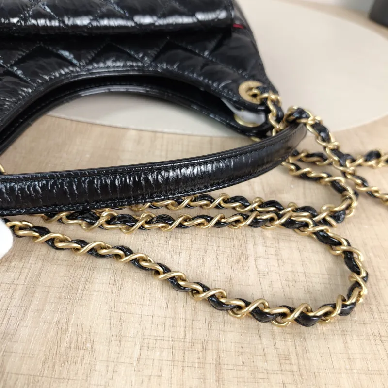 Chanel Crossbody Bag HOBO Black Waxed Leather Calfskin Small 19 × 6 × 17 cm — detail view 2 of 10