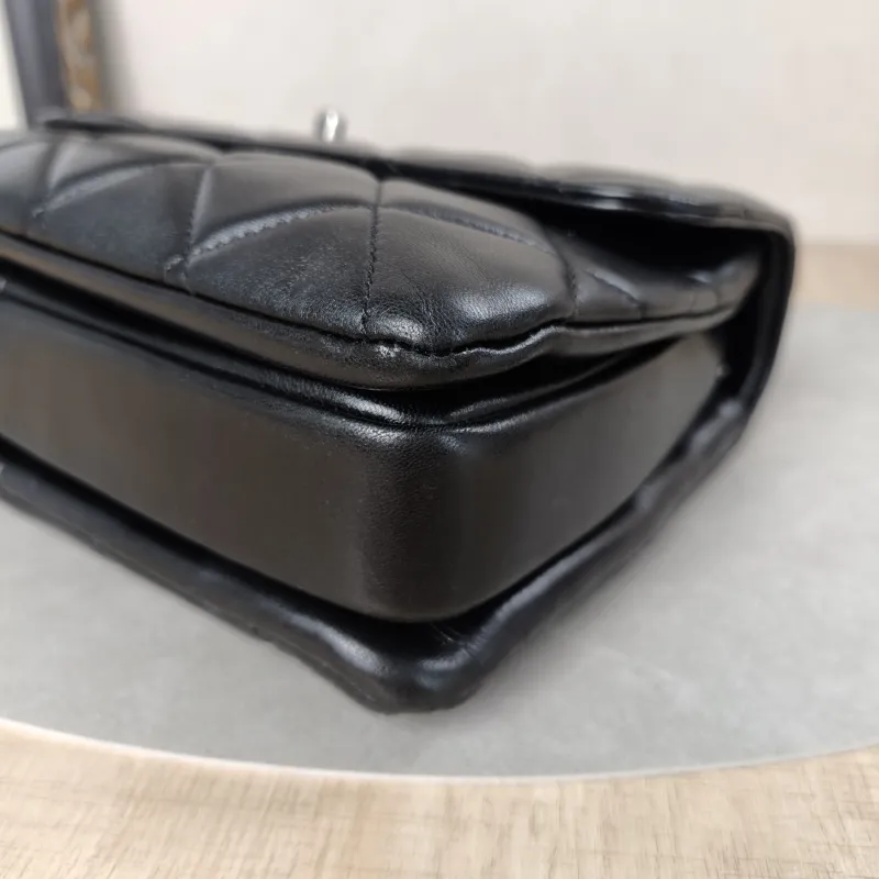 Chanel Crossbody Bag Trendy CC Black Lambskin Small25 × 12 × 17 cm — detail view 9 of 23