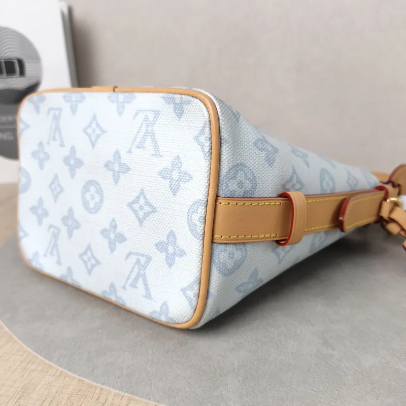 Louis Vuitton Top Handle Bag ALL IN BB Blue PVC BB 16 × 12 × 18 cm — detail view 2 of 14
