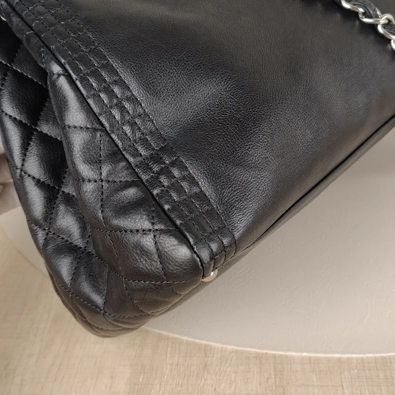 Chanel Shoulder Bag c tote Black Calfskin One Size 37 × 17 × 24 cm 16 — detail view 8 of 12