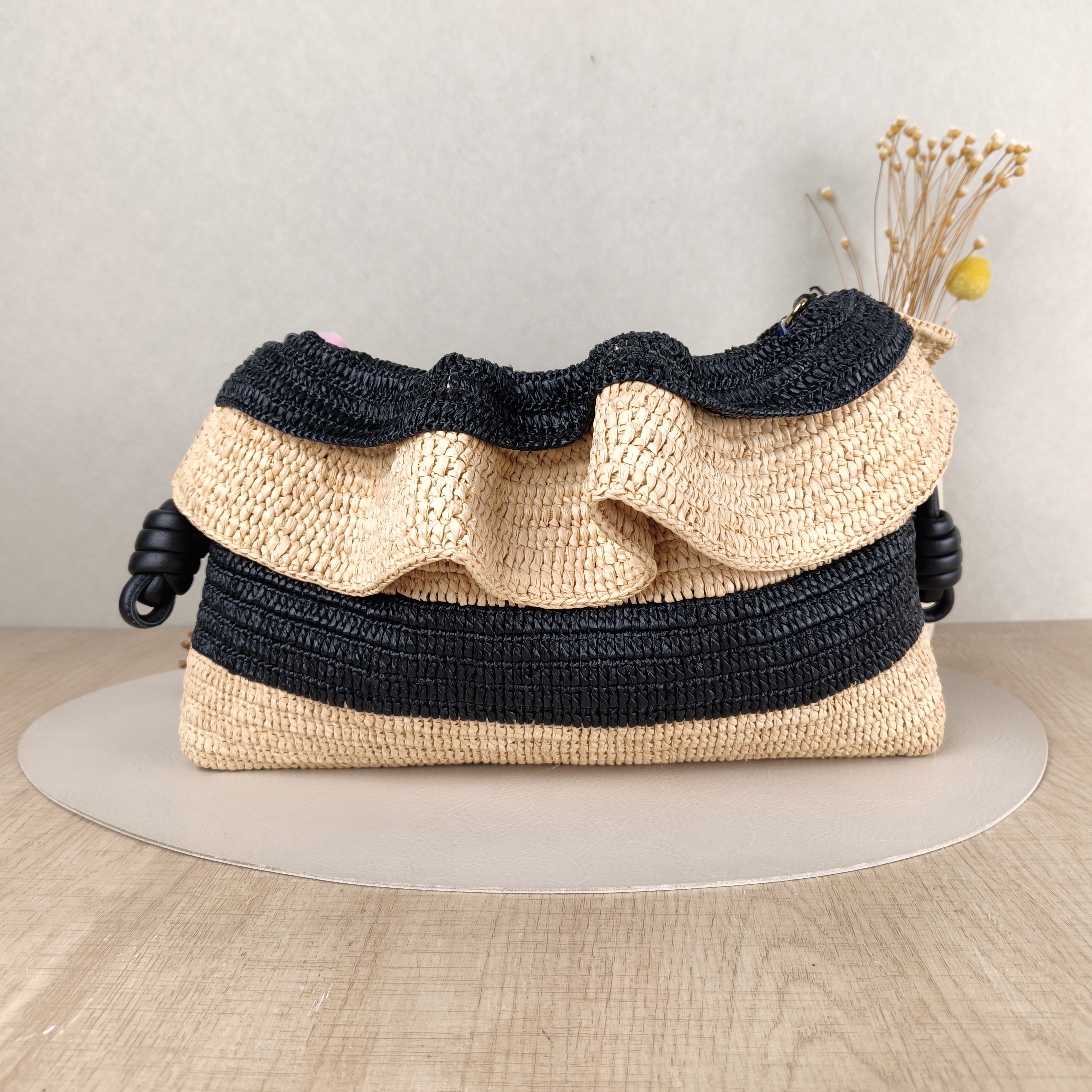 LOEWE Crossbody Bag Flamenco Black One Size33 × 10 × 30 cm