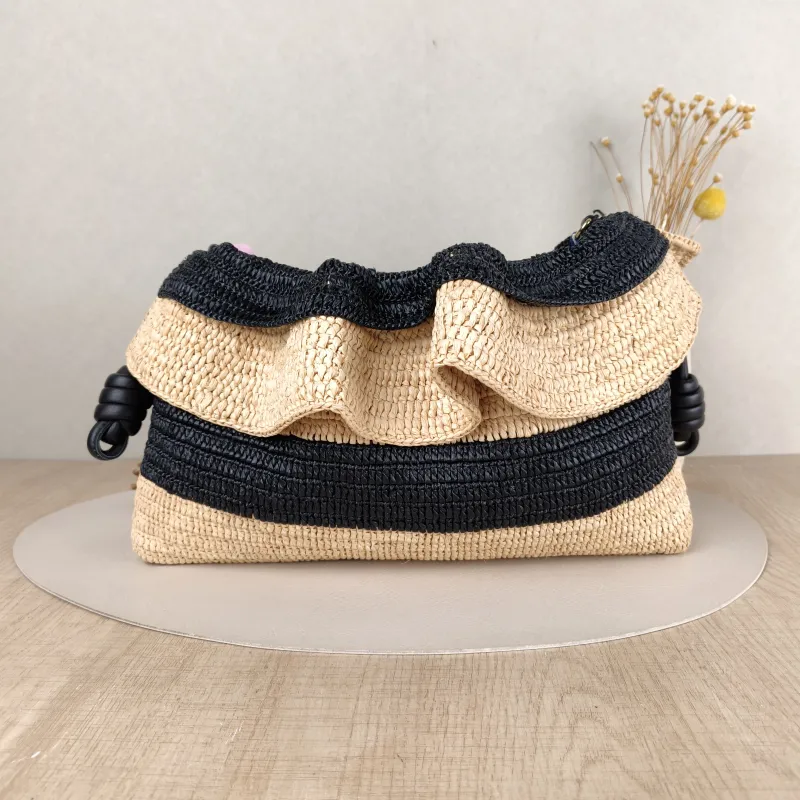LOEWE Crossbody Bag Flamenco Black One Size33 × 10 × 30 cm