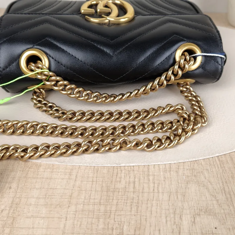 GUCCI Crossbody Bag GG Marmont Small Marmont 22Black CC alfskin Small22 × 6 × 13 cm — detail view 7 of 14