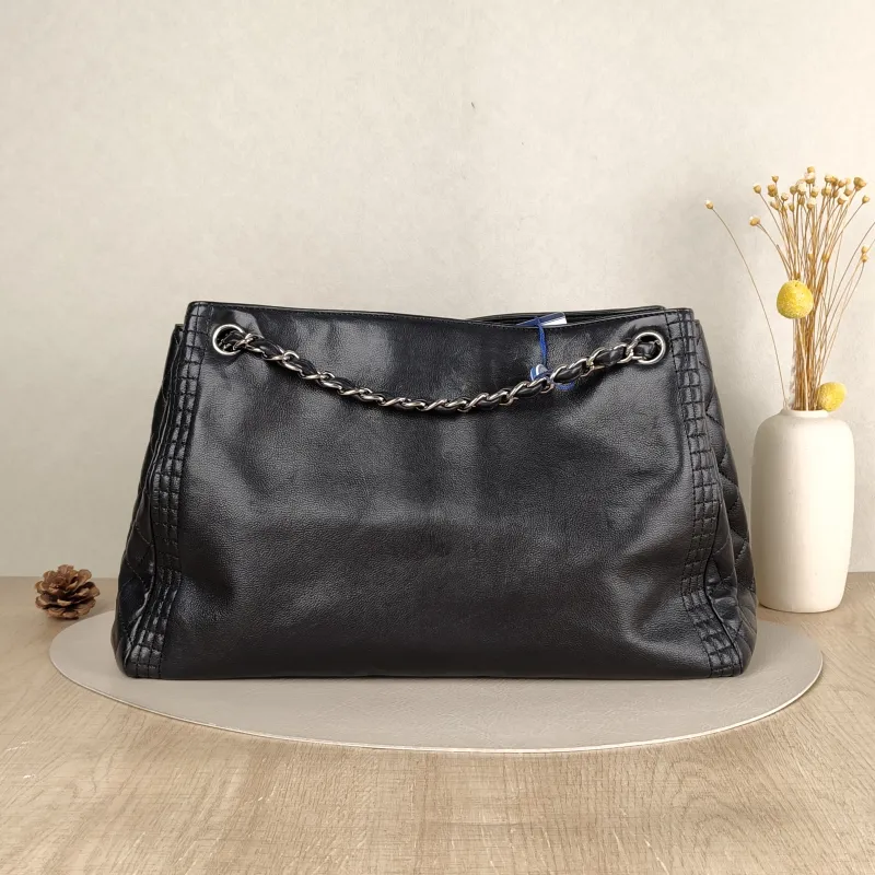 Chanel Shoulder Bag c tote Black Calfskin One Size 37 × 17 × 24 cm 16 — cover view 3 of 5