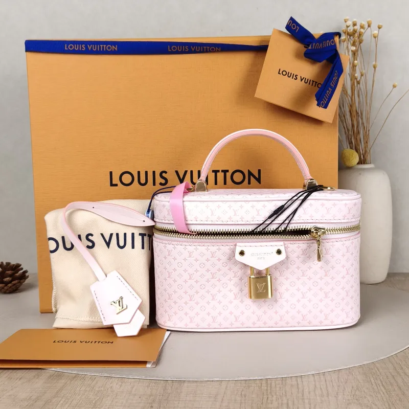 Louis Vuitton Shoulder Bag VANITY POUCH Cosmetic Bag Pink Calfskin One Size 19 × 6.5 × 11.5 cm — cover view 2 of 6