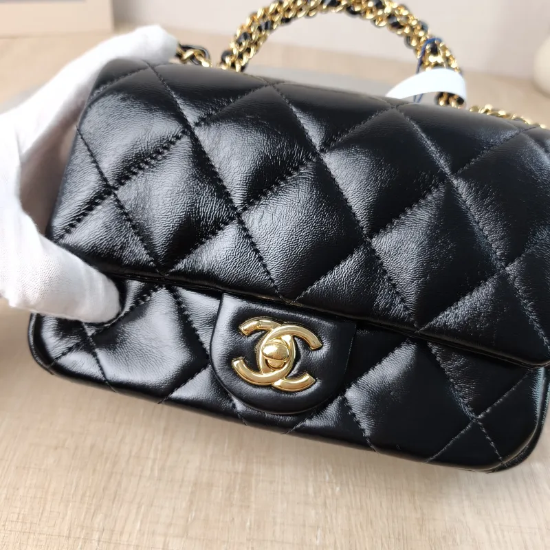 Chanel Crossbody Bag 24b Black Waxed Leather One Size 19 × 6 × 13 cm — detail view 2 of 15