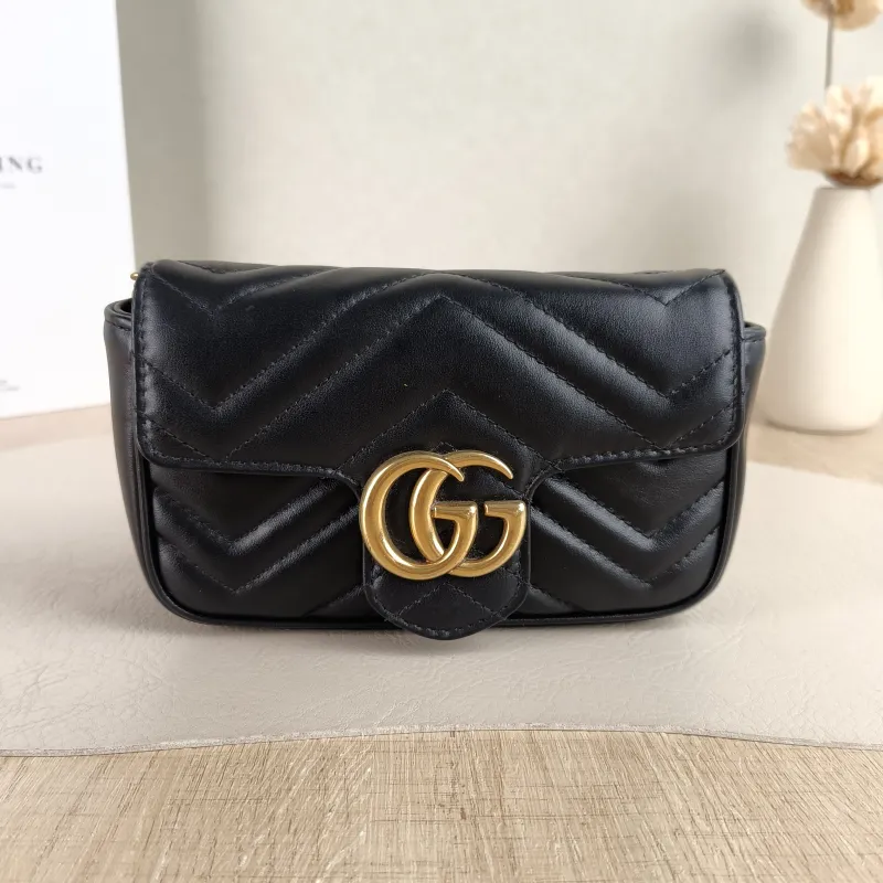 GUCCI Crossbody Bag GG Marmont Mini Marmont Mini Black Calfskin Mini 16.5 × 4.5 × 9.5 cm