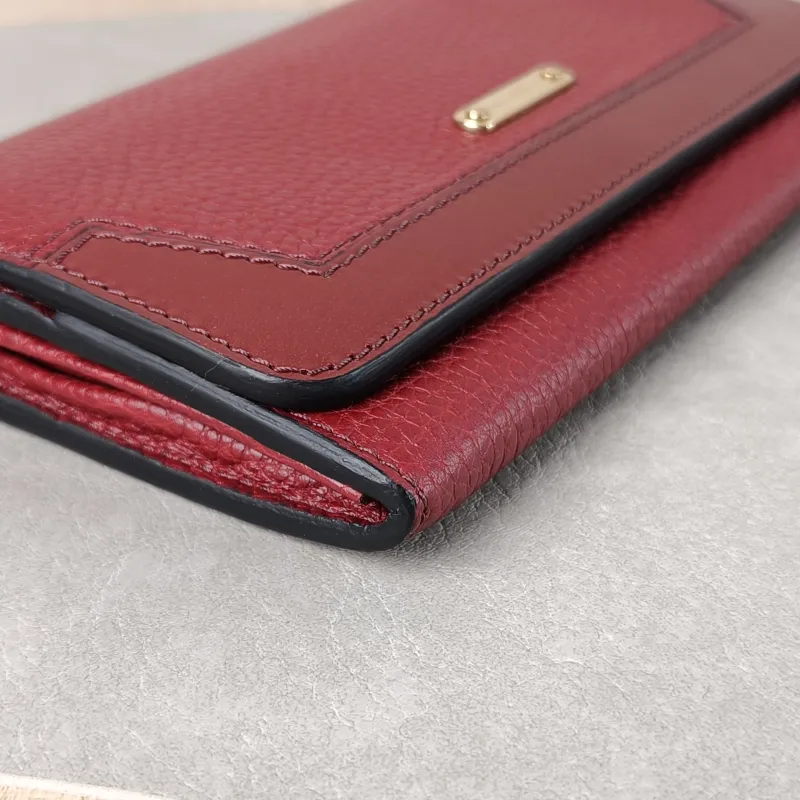 BURBERRY Wallet Wallet Red Calfskin One Size 19 × 2 × 11 cm — detail view 7 of 11