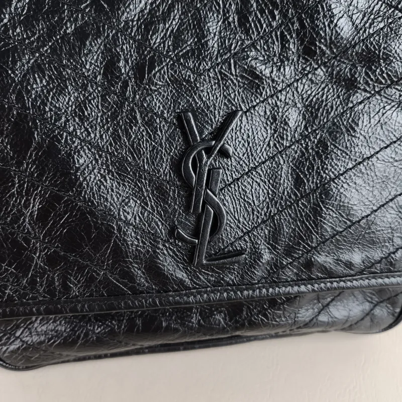SAINT LAURENT Crossbody Bag Niki Black Calfskin Large 32 × 9 × 23 cm — detail view 5 of 13