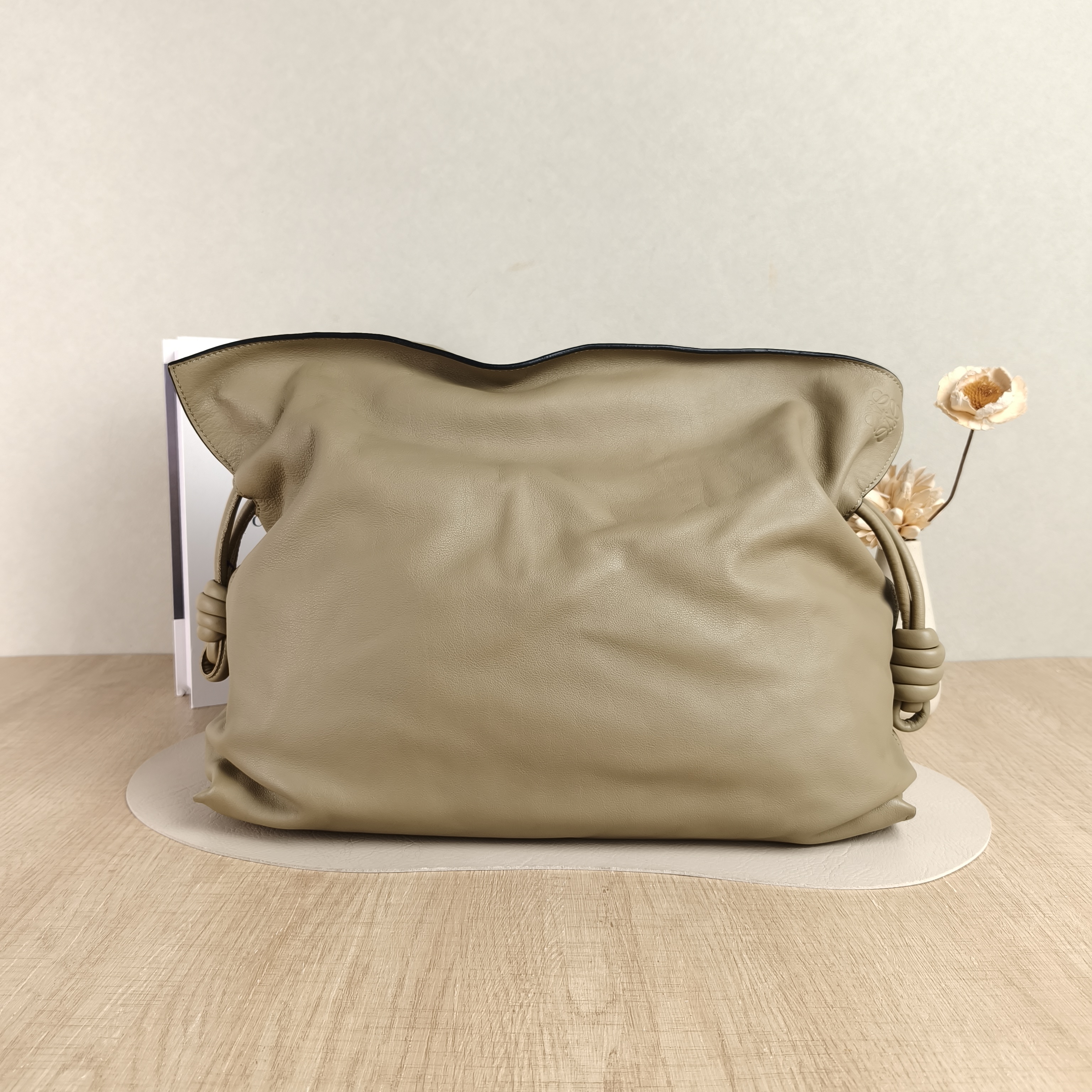 LOEWE Crossbody Bag Flamenco Calfskin Large38 × 14 × 29 cm