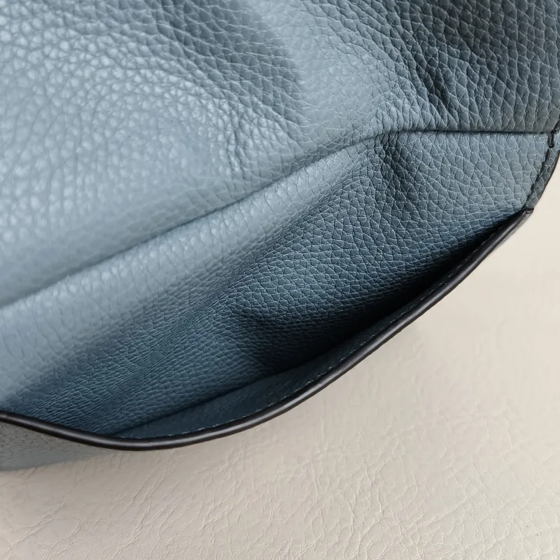 Chloé Wallet Wallet Blue Calfskin One Size12 × 2 × 10.5 cm — detail view 7 of 8
