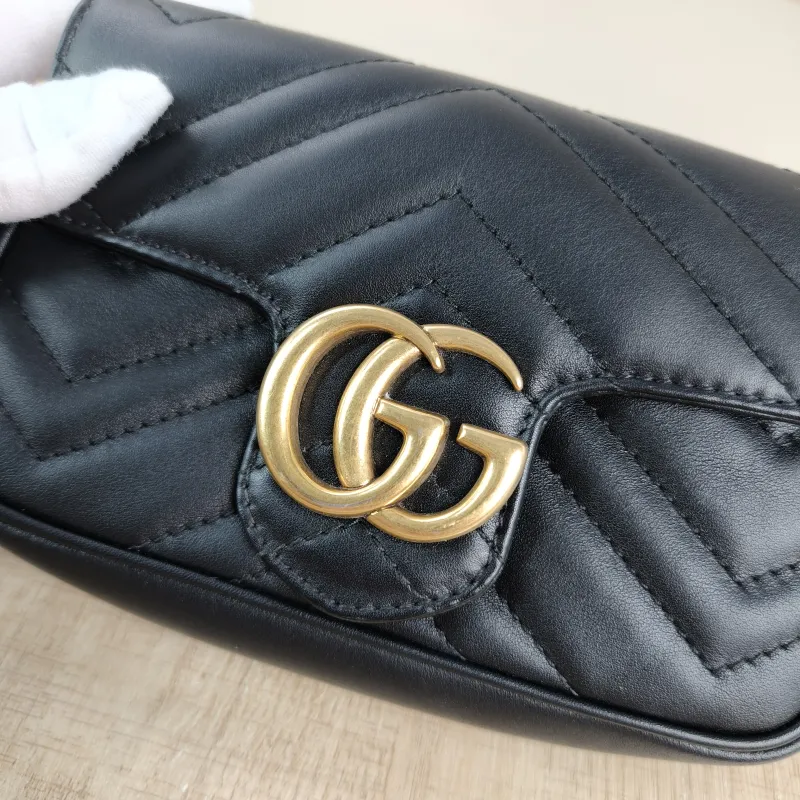 GUCCI Crossbody Bag GG Marmont Mini Marmont Mini Black Calfskinmini16.5 × 4.5 × 9.5 cm — detail view 5 of 11