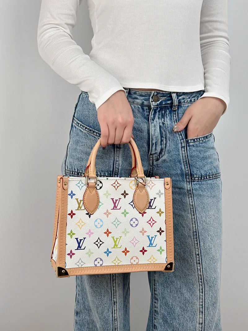 Louis Vuitton Shoulder Bag Onthego Multicolore PVC Small 25 × 11.5 × 19 cm — on-model view 3 of 3