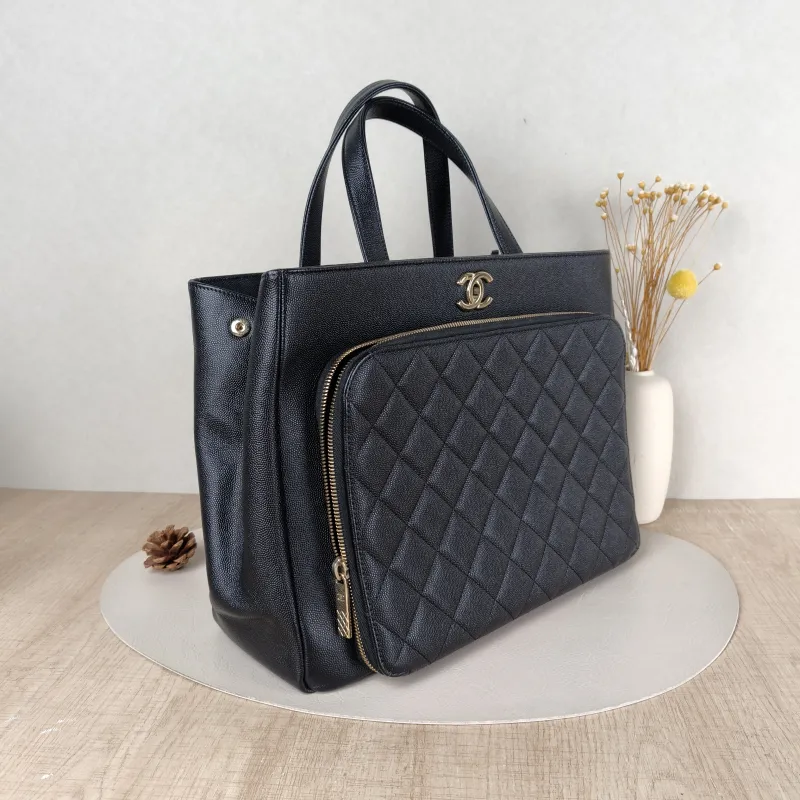 Chanel Shoulder Bag Tote Bag Black Calfskin One Size35 × 13 × 25.5 cm — cover view 4 of 5