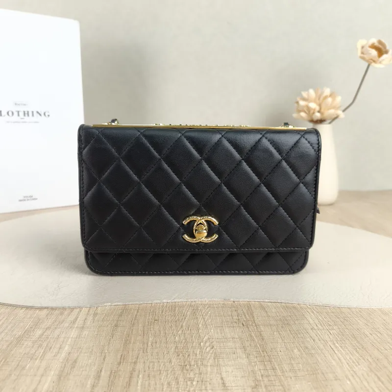 Chanel Crossbody Bagtrendy cc woc Black Lambskinmini19.2 × 3.5 × 12.3 cm