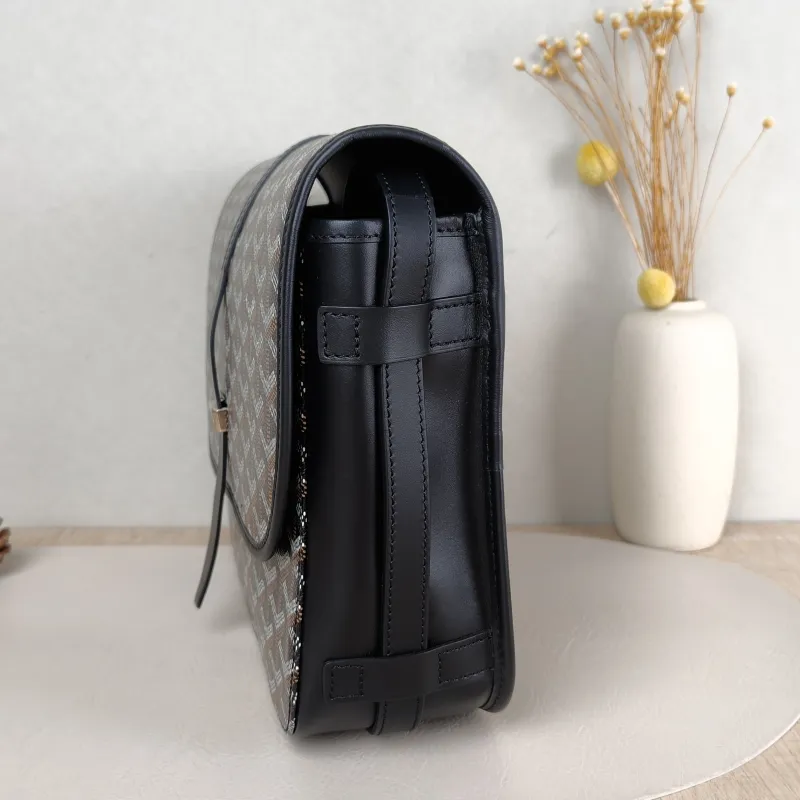 GOYARD Crossbody Bag BELVEDERE Messenger Bag Black Monogram PVC Medium 29 × 9 × 23 cm — detail view 6 of 11