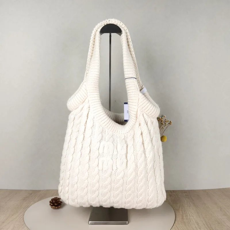 Miumiu Shoulder Bag IVY Tote Shopping Tote White Cashmere Medium35*40