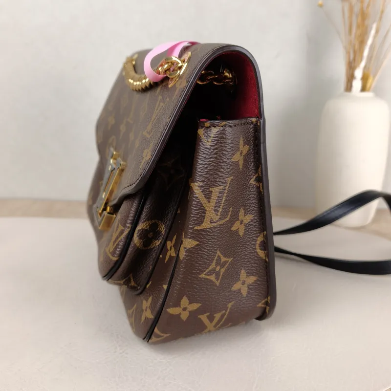 Louis Vuitton Crossbody Bag Passy Messenger Bag Monogram PVC Small 23 × 9 × 17 cm — detail view 1 of 14