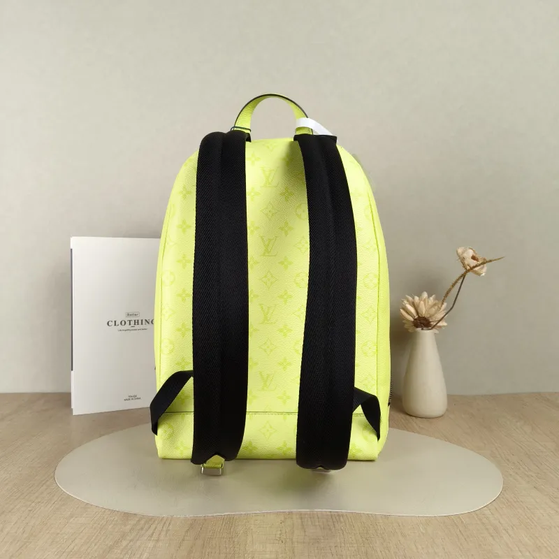 Louis Vuitton Backpack Discovery Slim Backpack Green PVC · Calfskin One Size28 × 13 × 38 cm — cover view 3 of 4