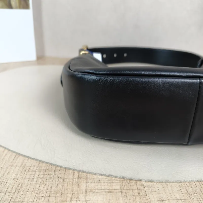 Miumiu Shoulder Bag Wander Hobo Black Calfskin Small20 × 6 × 17 cm — detail view 1 of 12