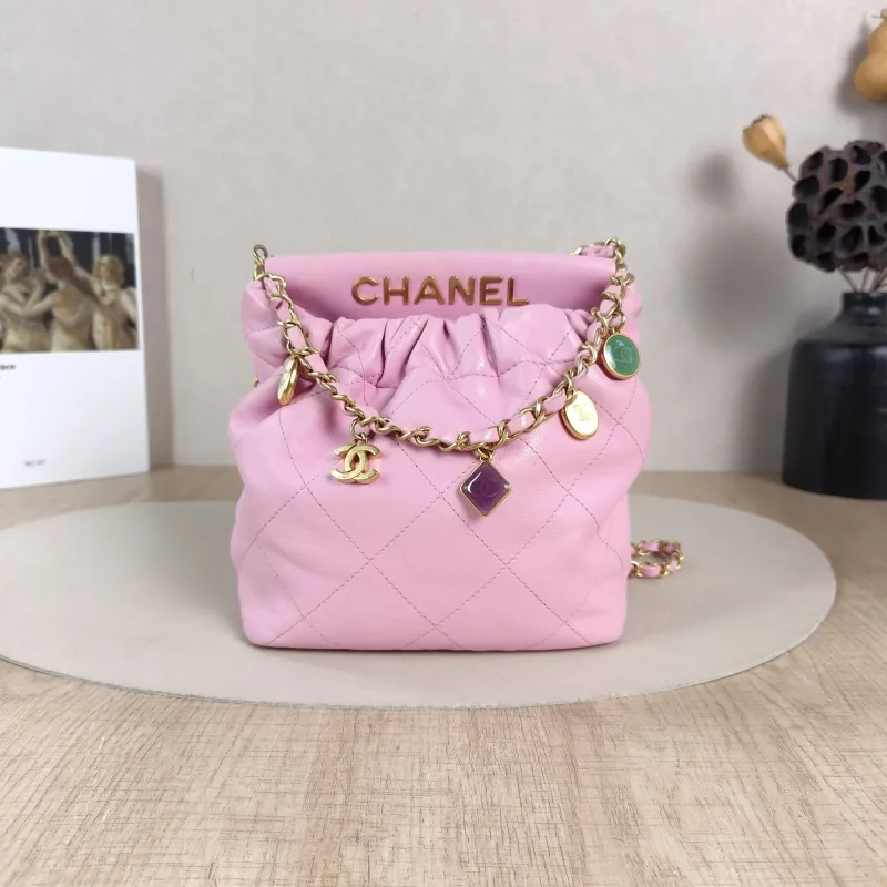 Chanel Crossbody Bag Crossbody Bag Pink Lambskin One Size16 × 8 × 17 cm