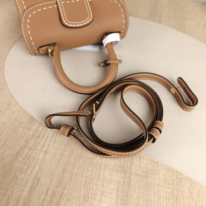 DELVAUX Crossbody Bag Brillant Caramel Calfskin Mini 20 × 11 × 16 cm — detail view 9 of 11