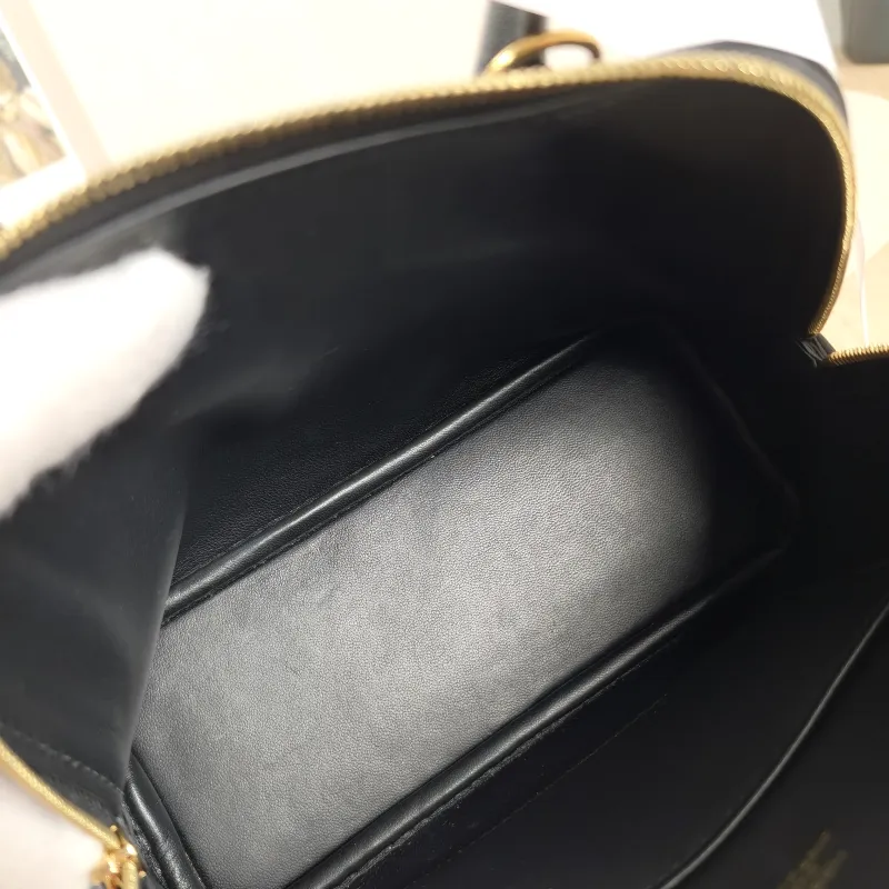 Hermès Crossbody Bag Bolide 1923 Top Handle Bag Black Lambskin Mini 18 × 8 × 15 cm K — detail view 6 of 11