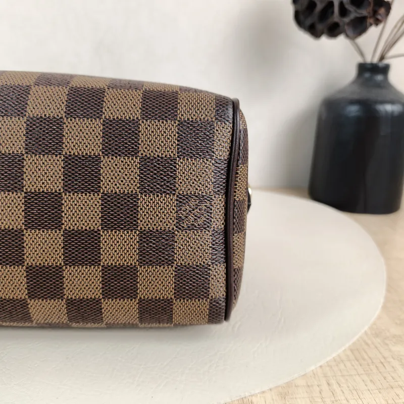 Louis Vuitton Crossbody Bag Speedy20 Shoulder Strap PVC Small 20.5 × 12 × 13.5 cm — detail view 2 of 12
