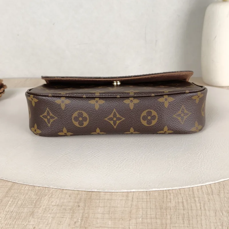Louis Vuitton Crossbody Bag IVY Monogram PVC Small23.5 × 4.3 × 12 cm — cover view 4 of 6