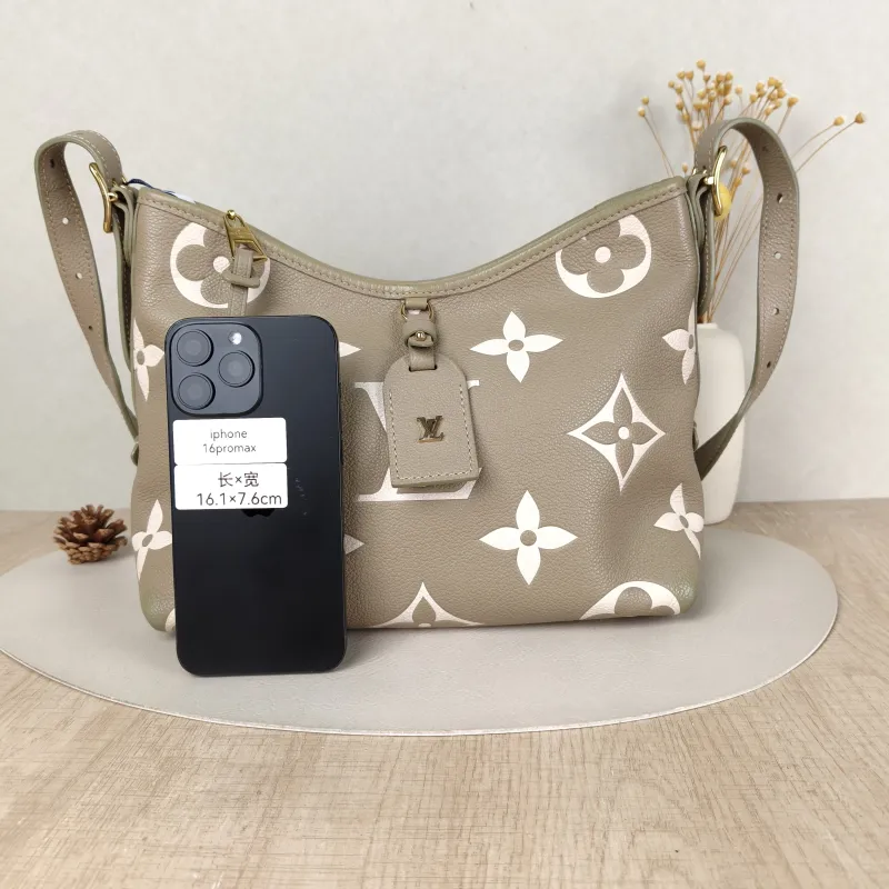Louis Vuitton Crossbody Bag Carryall Calfskin Small29.5 × 12 × 24 cm — cover view 5 of 5