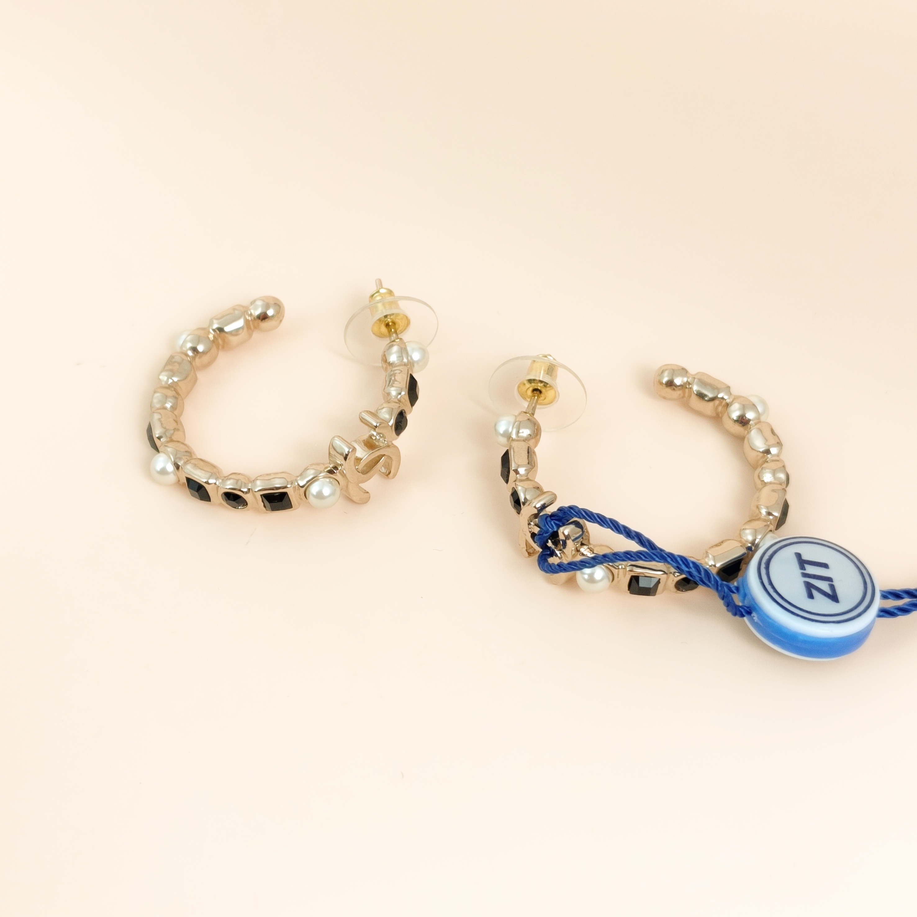 Chanel Earrings c Pearl Earrings Gold · One Size — cover view 7 of 7