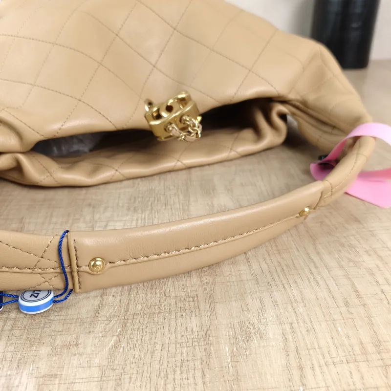 Chanel Crossbody Bag26c Taupe Calfskin One Size32 × 12 × 24 cm — detail view 5 of 10