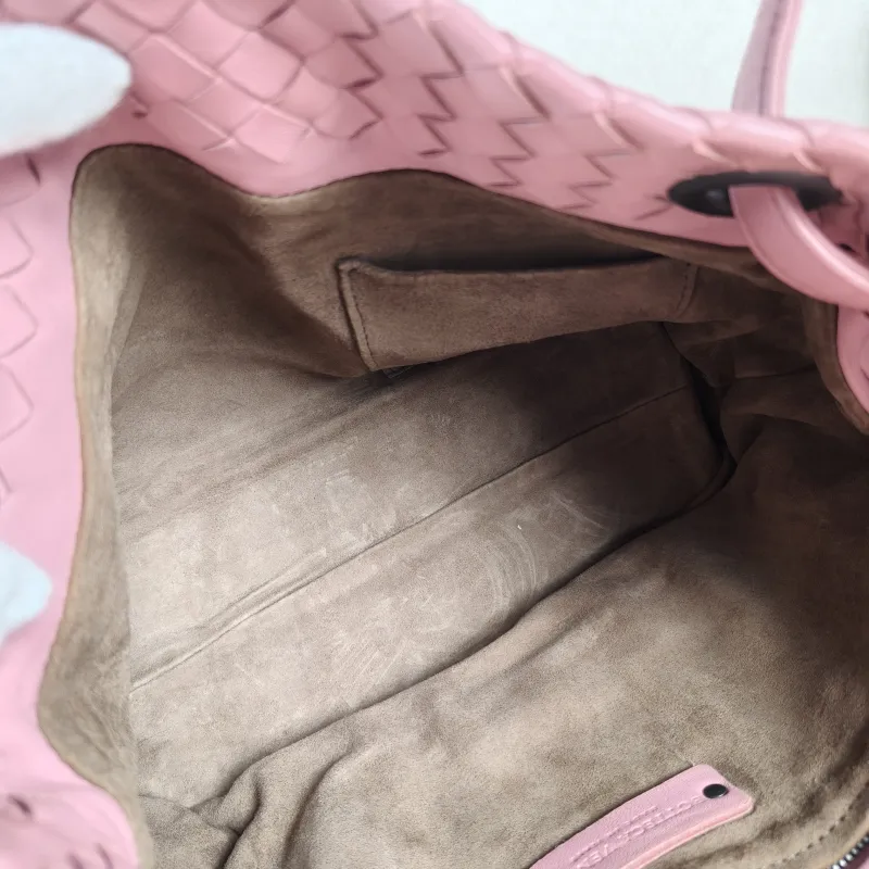 Bottega Veneta Top Handle Bag Woven Top Handle Bag Pink Lambskin One Size 24 × 10 × 20 cm — detail view 6 of 9