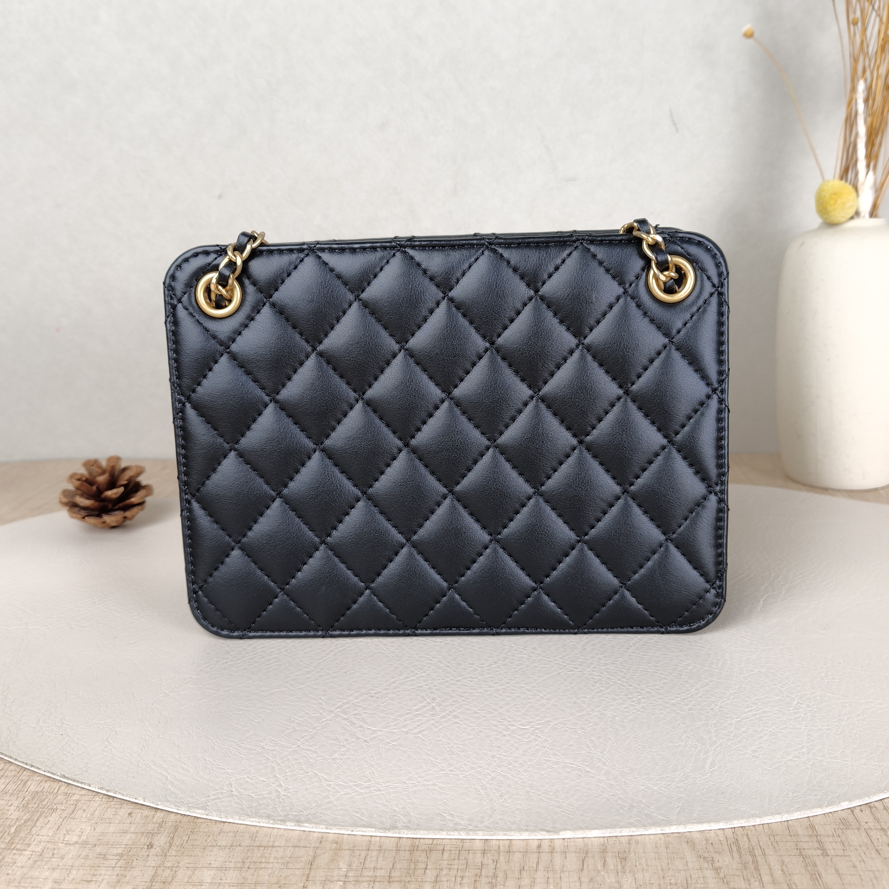 Chanel Crossbody Bag Shoulder Crossbody Bag Black Calfskin One Size20 × 8 × 15 cm — cover view 5 of 5