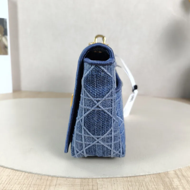 DIOR Crossbody Bag Caro Chain Bag Blue Small 20 × 7 × 13.5 cm — detail view 5 of 13