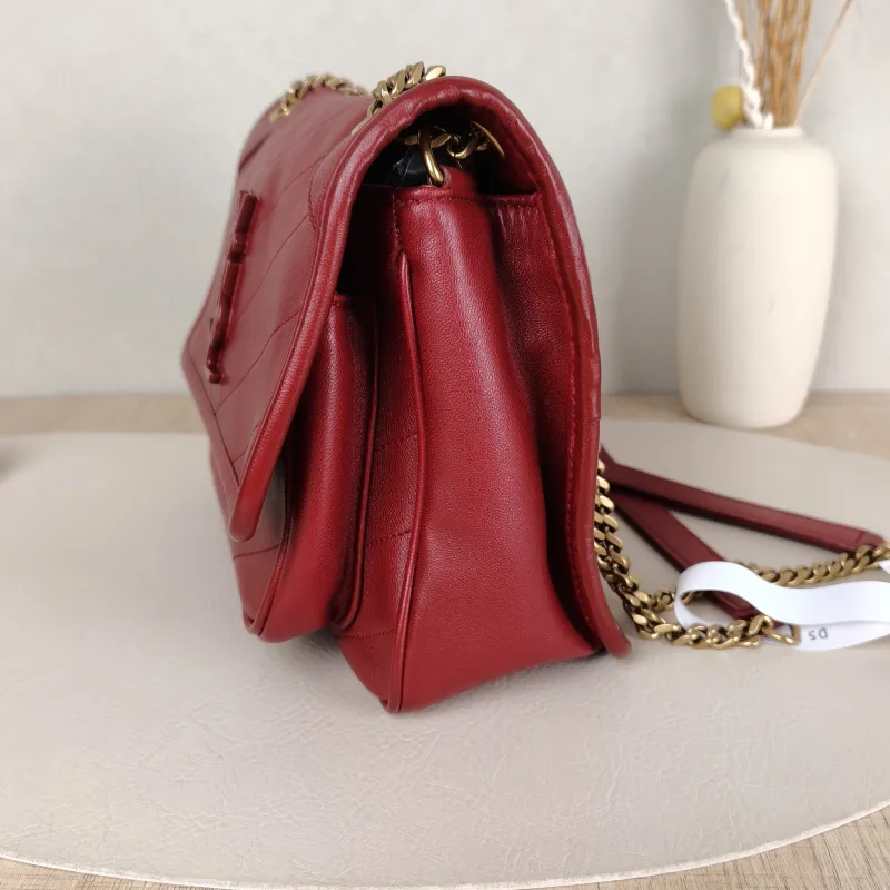 SAINT LAURENT Crossbody Bag Niki Red D Lambskin Small21 × 7.5 × 16 cm — detail view 5 of 13