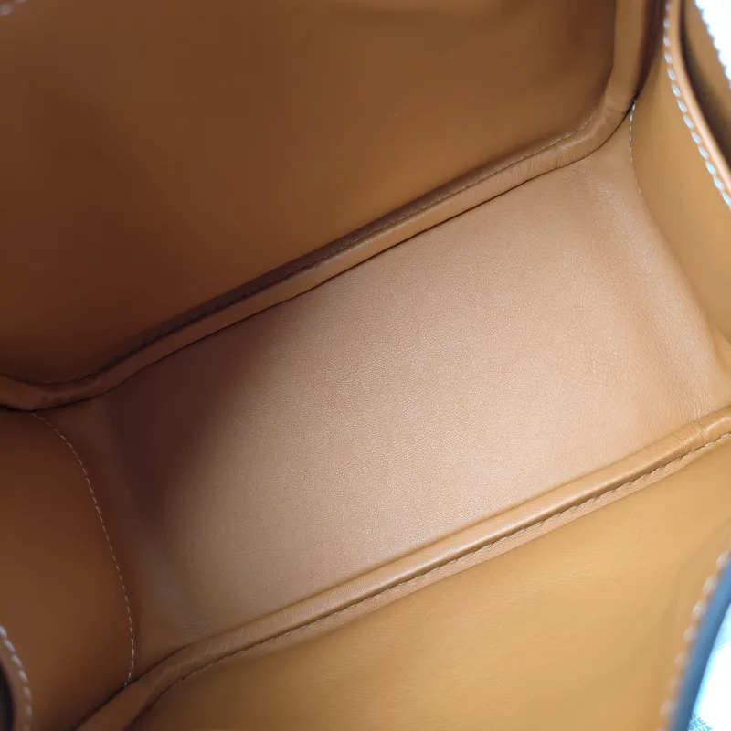 Hermès Crossbody Bag Lindy Mini 19 1H Swift Calfskin Mini 19 × 9.5 × 13 cm G — detail view 2 of 15