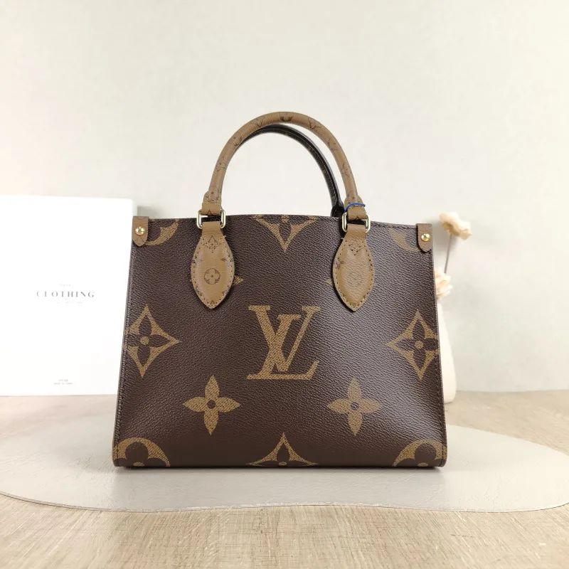 Louis Vuitton Shoulder Bag Onthego Monogram PVC Small 25 × 11.5 × 19 cm