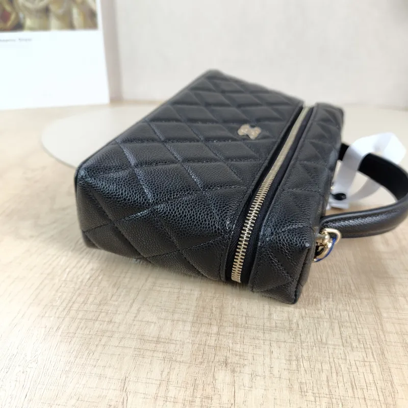 Chanel Crossbody Baglp Box Bag Top Handle Crossbody Bag Black Grained Calfskin 19.5 × 5 × 17 cm — detail view 4 of 14