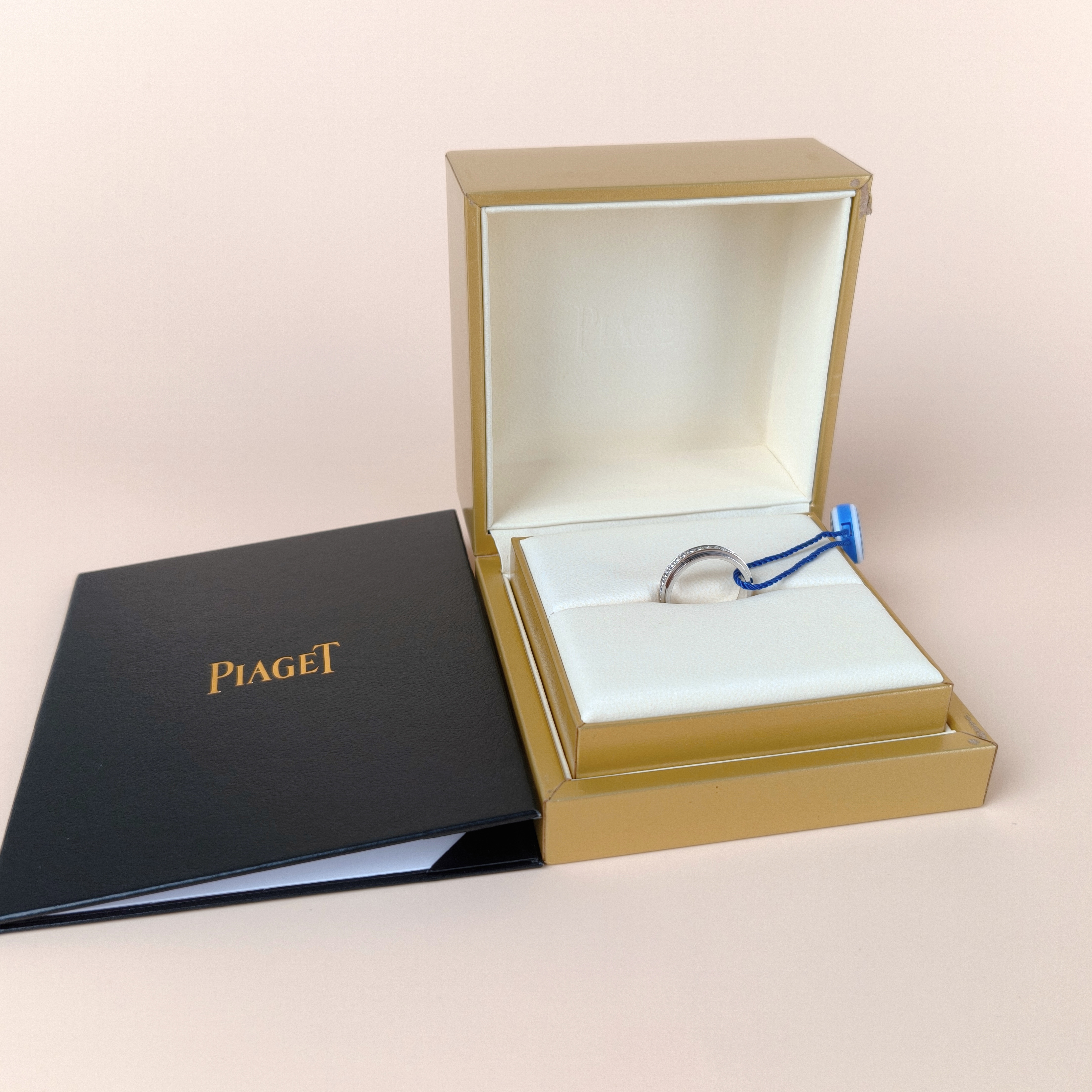 PIAGET Ring Possession Collection Ring White Gold Diamond18KW hite Gold One Size52 — cover view 2 of 9